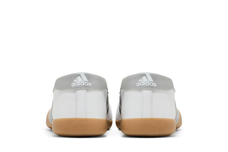 wmns-taekwondo-mei-white-silver-metallic-gum-jq6438_05