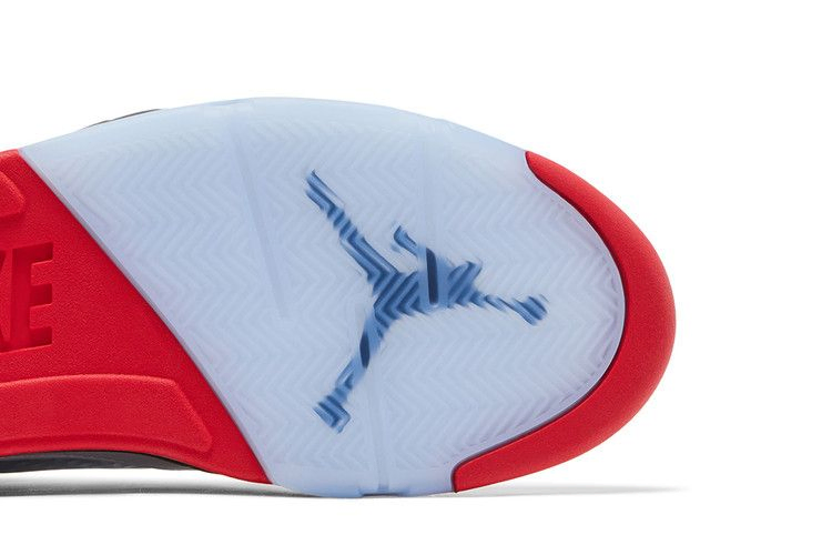 Кроссовки Air Jordan 5 Retro 'Fire Red' 2025
