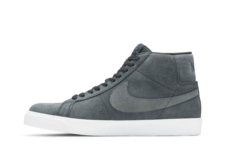 Кроссовки Nike Blazer Mid SB 'Black Suede'