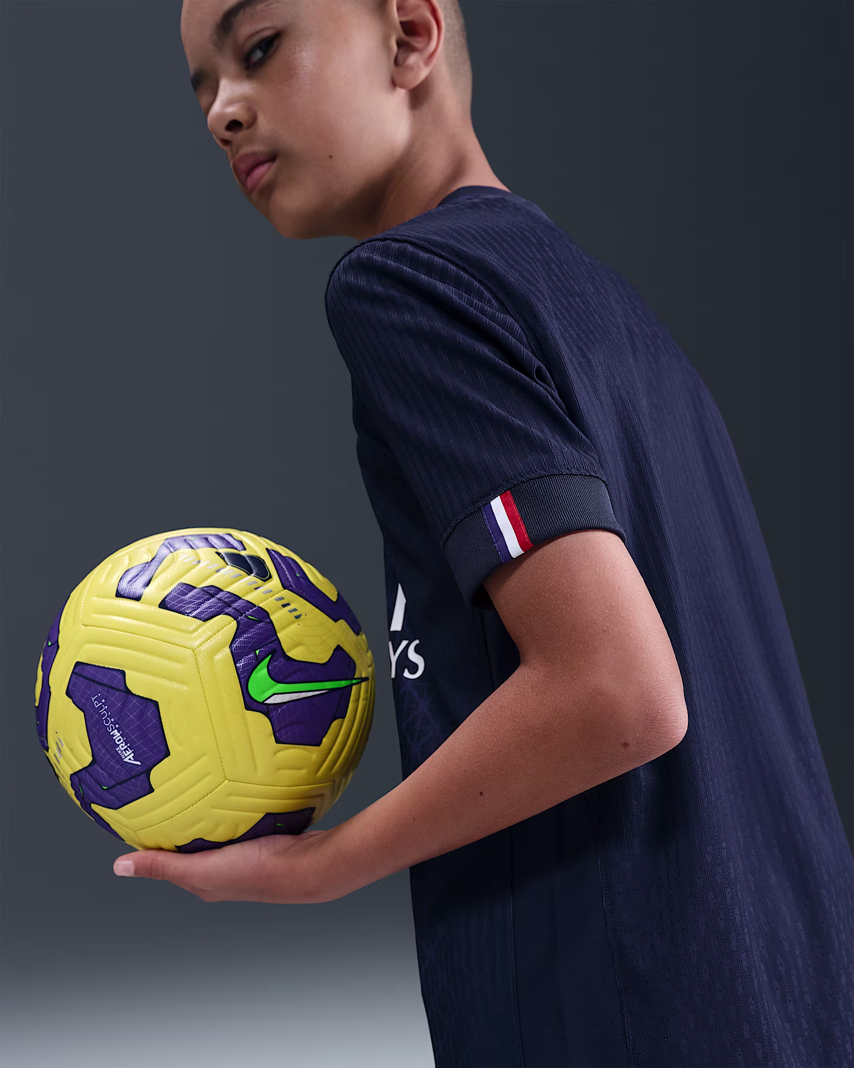 Детское футбольное джерси Paris Saint-Germain 2025/26 Match Home