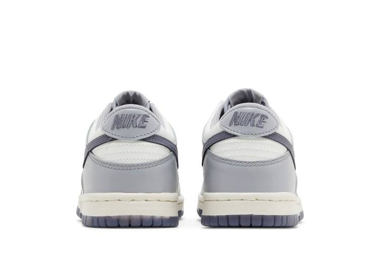 dunk-low-gs-platinum-tint-light-carbon-fb9109-101_05