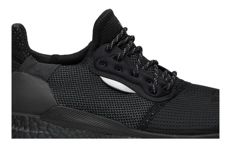 Krossovki-Pharrell-x-adidas-Solar-Hu-Glide-PRD-Core-Black-1