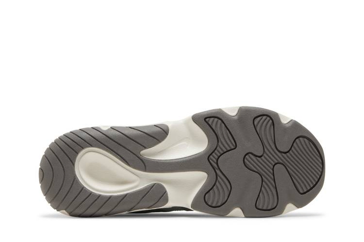 wmns-tech-hera-mica-green-dr9761-001_03