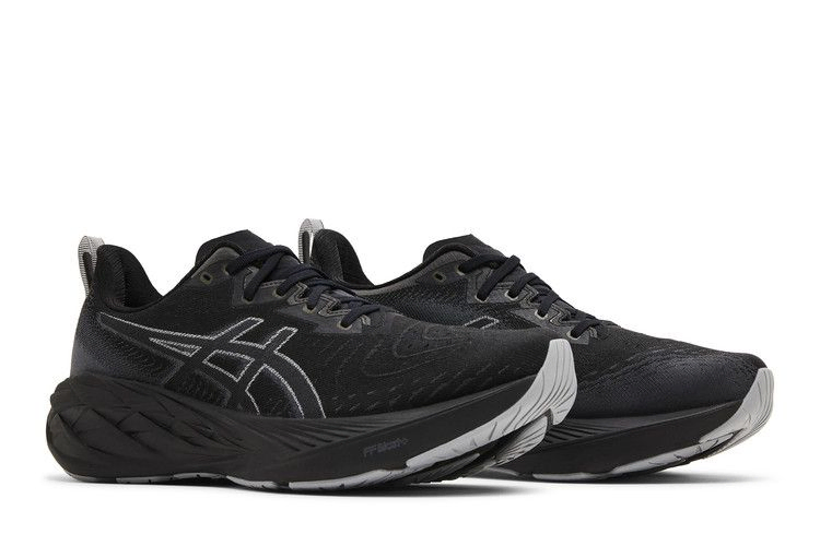 novablast-4-black-graphite-grey-1011b693-002_07