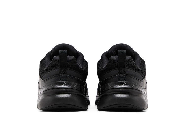 defy-all-day-extra-wide-triple-black-dm7564-002_05