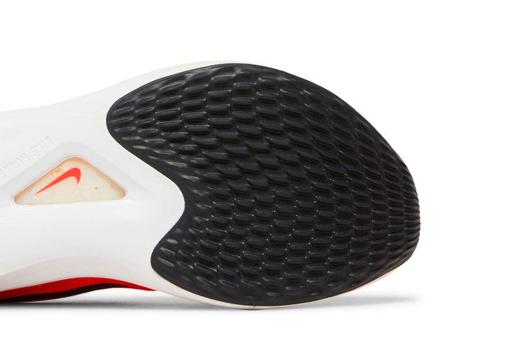 zoom-fly-5-total-orange-black-dm8968-800_04