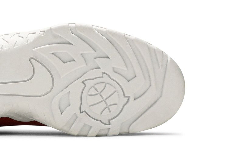 air-darwin-varsity-red-aj9710-600_04