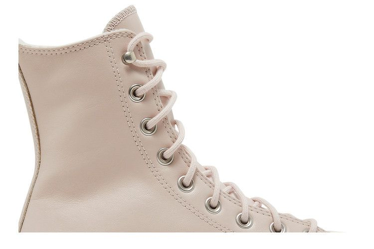 wmns-chuck-taylor-all-star-extra-high-platform-mountain-club-silt-red-570026c_01