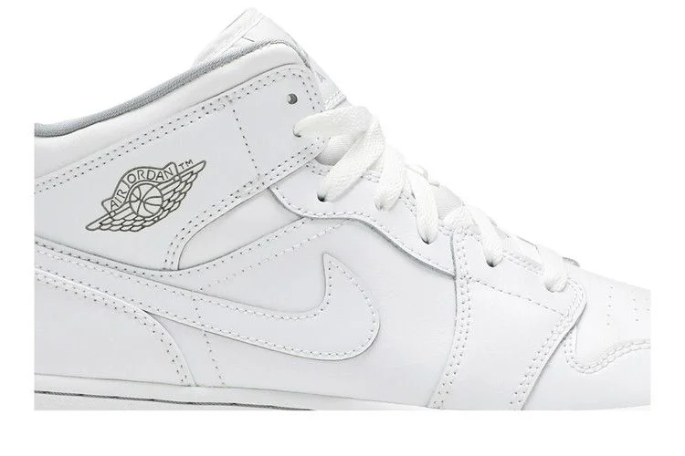 Krossovki-Air-Jordan-1-Retro-Mid-GS-White-Wolf-Grey-1