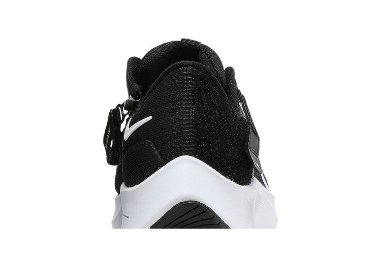 Кроссовки Nike Wmns Air Zoom Pegasus 38 FlyEase 'Black White'