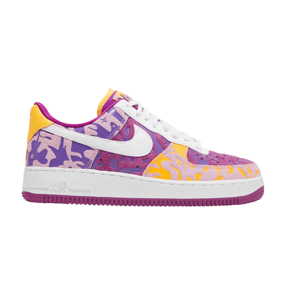 Krossovki-Nike-Wmns-Air-Force-1-07-LV8-International-Womens-Day
