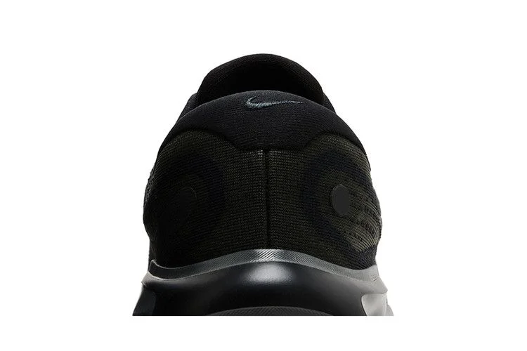 Krossovki-Nike-Wmns-Journey-Run-Black-Anthracite-6