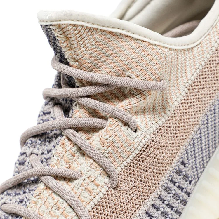 Krossovki-adidas-Yeezy-Boost-350-V2-Ash-Pearl-9