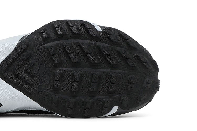 air-zoom-terra-kiger-7-black-pure-platinum-cw6062-002_04