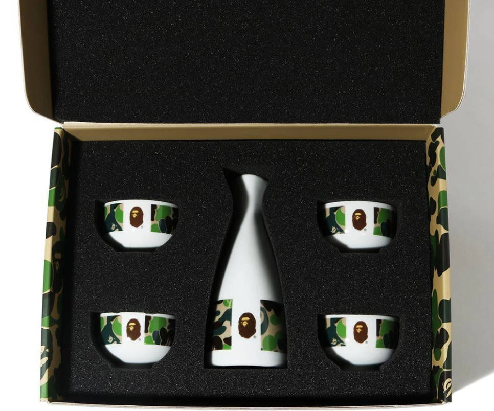 Набор для саке BAPE ABC Camo Sake Set Green
