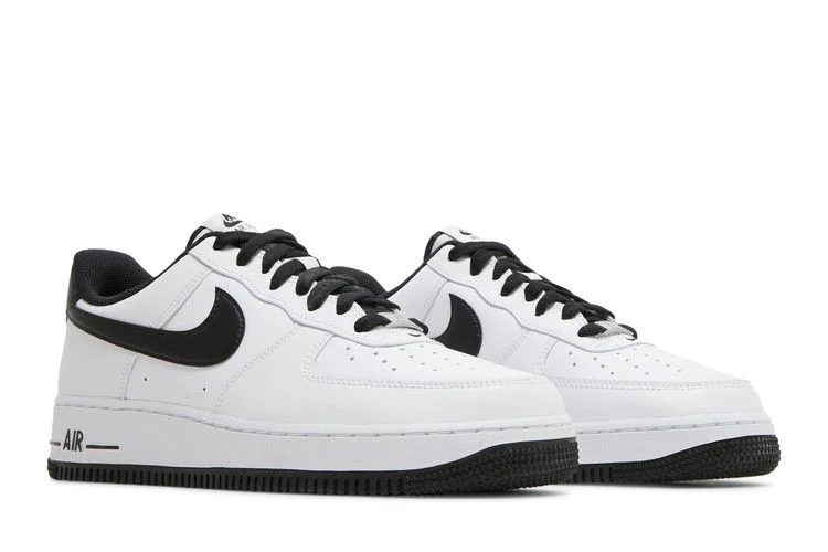 Krossovki-Nike-Air-Force-1-Low-White-Black-7