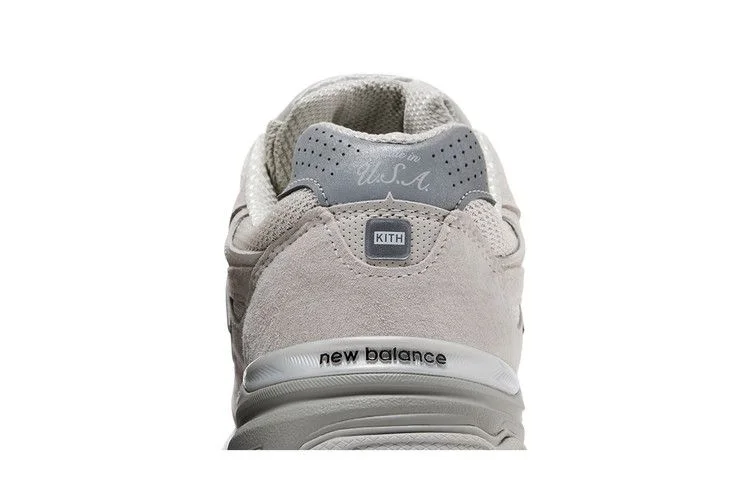 Кроссовки Kith x New Balance 990v3 Made In USA 'Hallow'