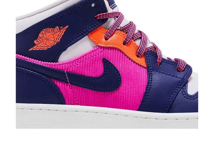 Krossovki-Air-Jordan-1-Mid-GS-Regency-Purple-Fire-Pink-1