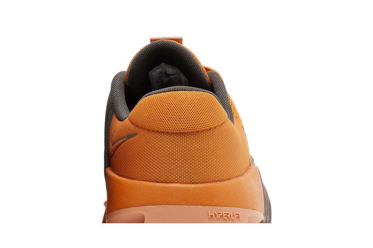 Кроссовки Nike Metcon 9 'Monarch'