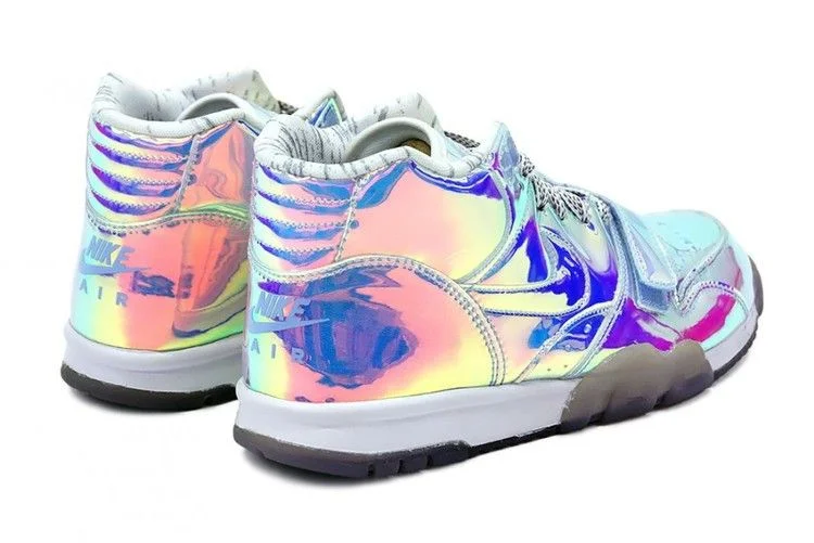 Krossovki-Air-Trainer-1-Mid-PRM-QS-Nike-Knows-1