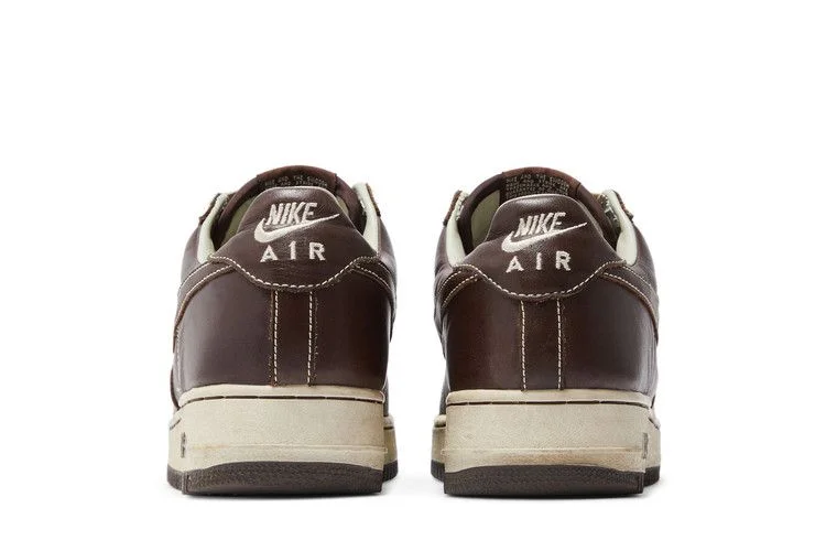 Krossovki-HTM-x-Nike-Air-Force-1-Low-Paul-Brown-5