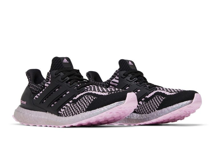 wmns-ultraboost-5-0-black-almost-pink-hp2477_07
