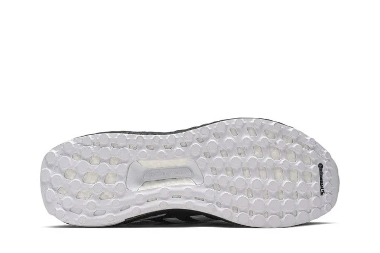 Krossovki-adidas-UltraBoost-4.0-Orca-3