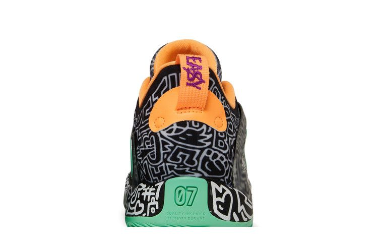 kd-15-brooklyn-graffiti-dc1975-005_06