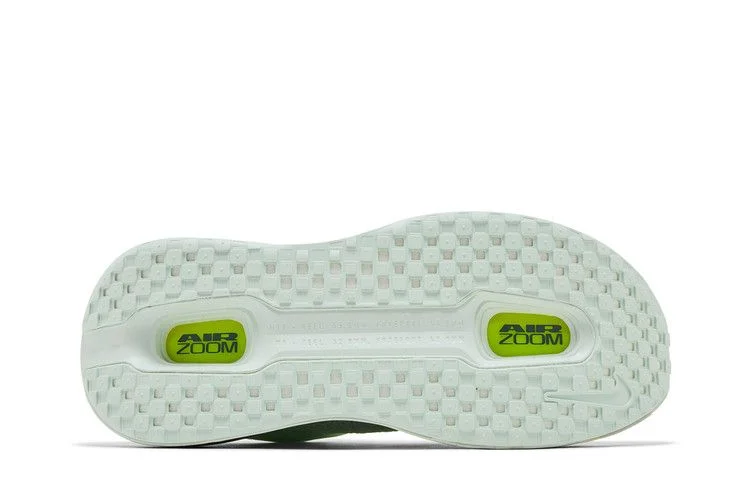 Krossovki-Nike-Vomero-Premium-Barely-Volt-3