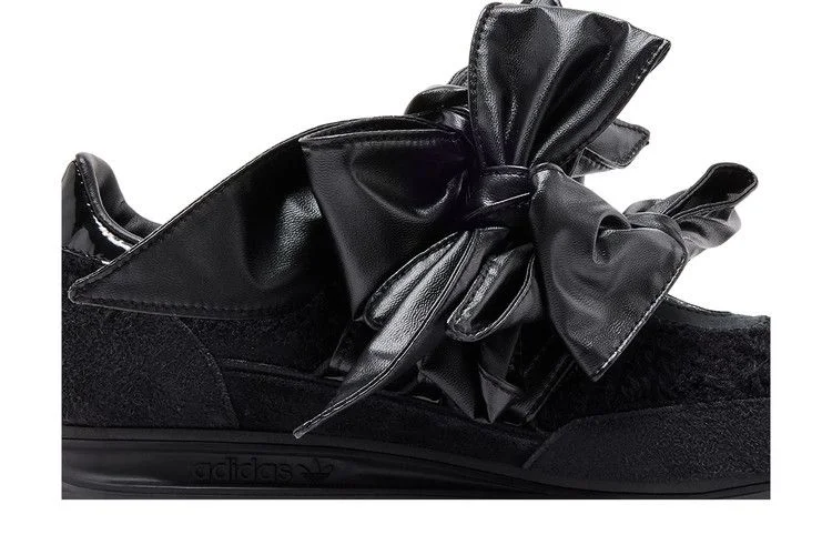 Кроссовки Caroline Hu x adidas Wmns SL72 OG 'Black Carbon'