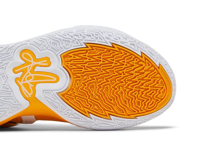 Кроссовки Nike Kyrie Infinity TB Promo 'University Gold'