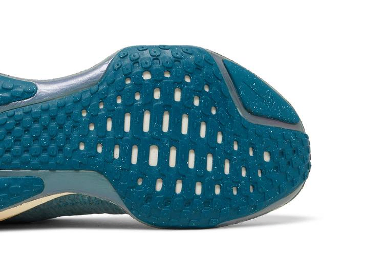 Кроссовки Nike ZoomX Invincible Run Flyknit 3 'Noise Aqua'