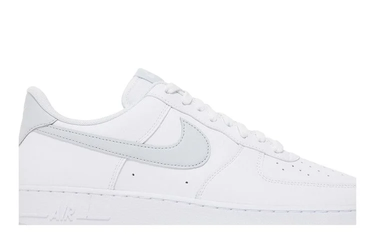 Krossovki-Nike-Air-Force-1-07-White-Pure-Platinum-1