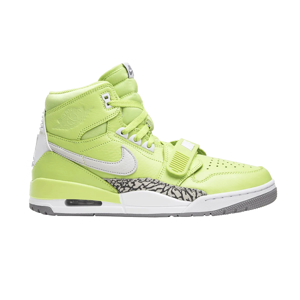 Krossovki-Just-Don-x-Air-Jordan-Jordan-Legacy-312-Ghost-Green
