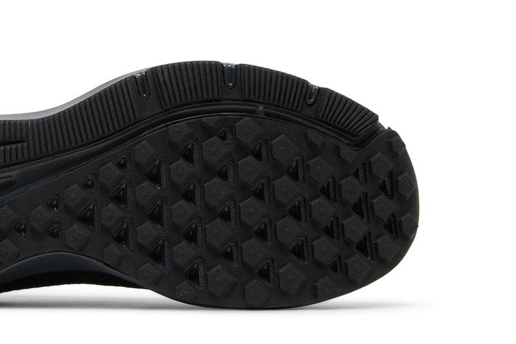 Кроссовки Nike Quest 2 'Black'