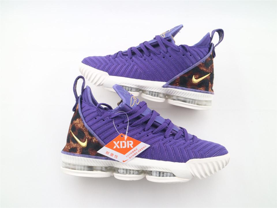 Кроссовки Nike LeBron 16 King Court Purple