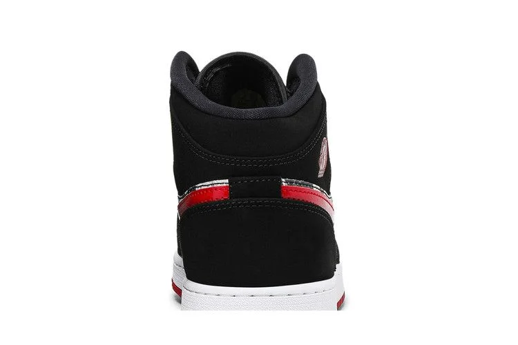 Кроссовки Air Jordan 1 Mid SE GS 'Newspaper Air Times'
