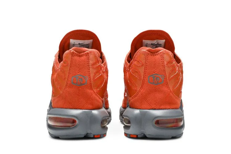 Кроссовки Nike Air Max Plus Deconstructed 'Total Orange'