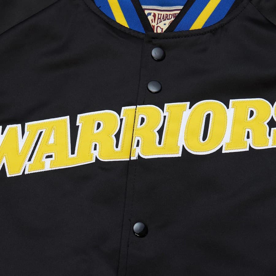 Бомбер Mitchell & Ness Black Golden State Warriors Lightweight Satin Raglan Full-Snap Jacket