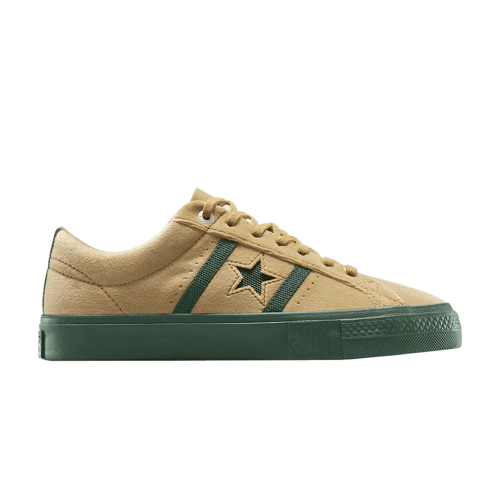 Krossovki-Undefeated-x-Converse-One-Star-Academy-Pro-Brown