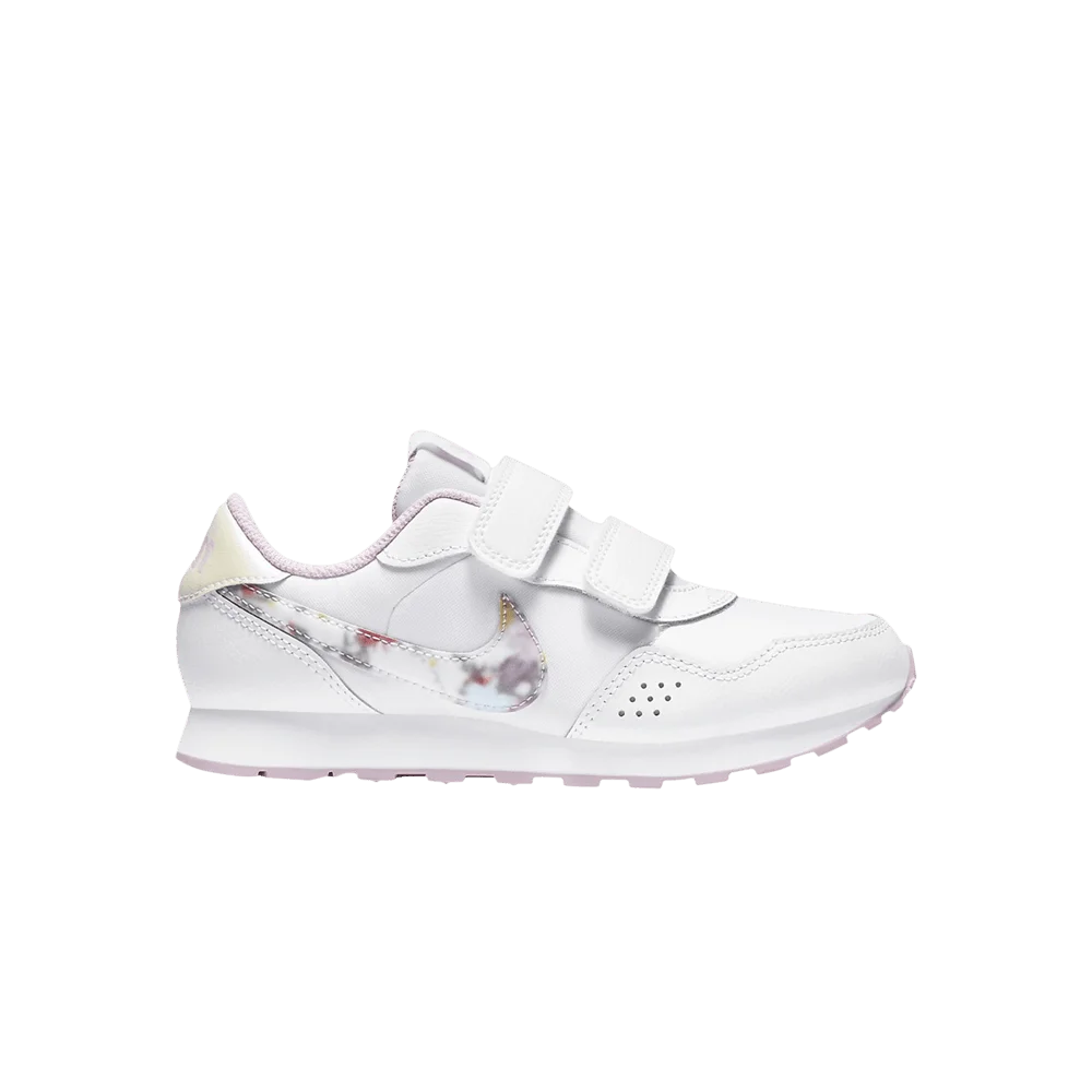 Krossovki-Nike-MD-Valiant-PS-Fuzzy-Floral-Print