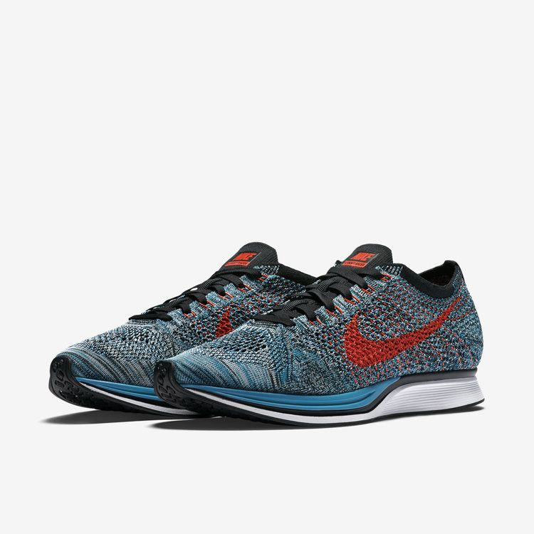 flyknit-racer-526628-404_02