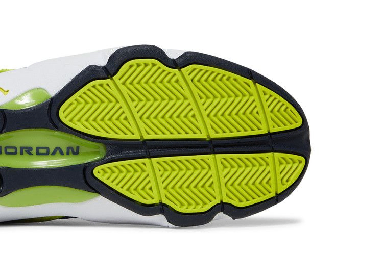 wmns-air-jordan-og-college-navy-venom-green-cw0907-400_04