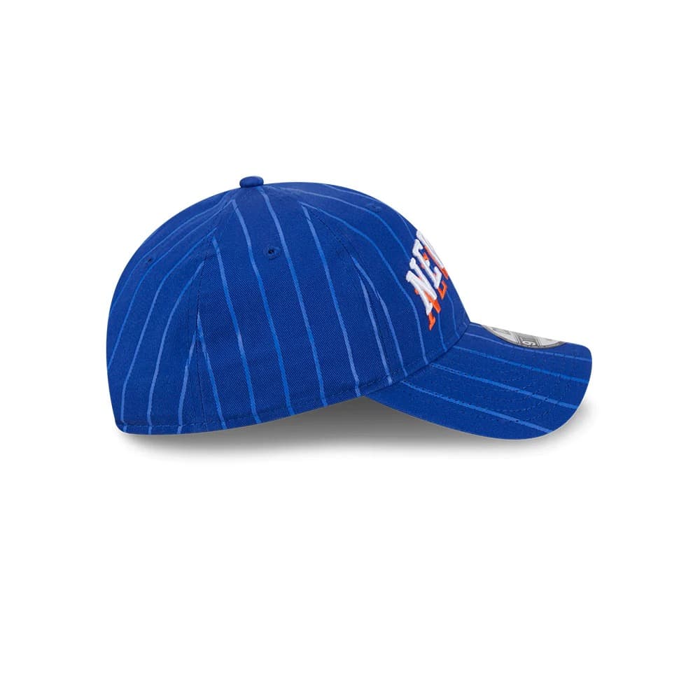 Бейсболка New Era New York Knicks 9TWENTY 2024 City Edition NBA Strapback Hat