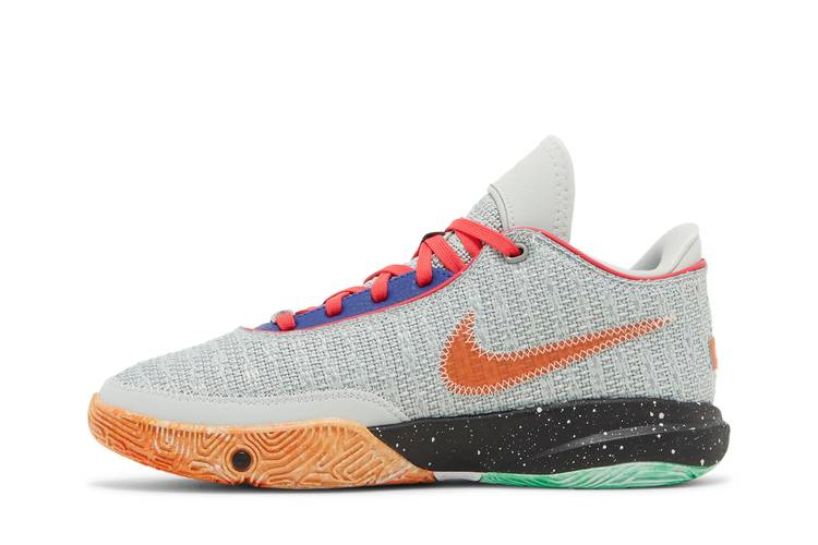 lebron-20-gs-nike-lifer-dq8651-002_02