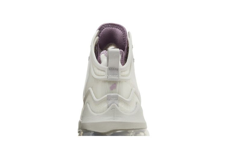 Кроссовки Nike LeBron 19 EP 'Strive For Greatness'