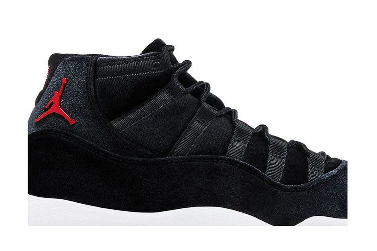 Кроссовки Wmns Air Jordan 11 Retro 'Bred Velvet'