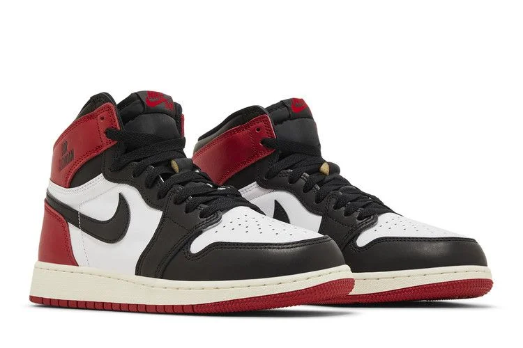 Krossovki-Air-Jordan-1-Retro-High-OG-GS-Black-Toe-Reimagined-7