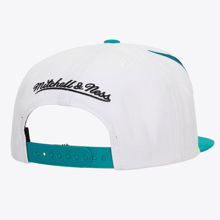 Бейсболка Mitchell & Ness White San Jose Sharks Waverunner Snapback Hat