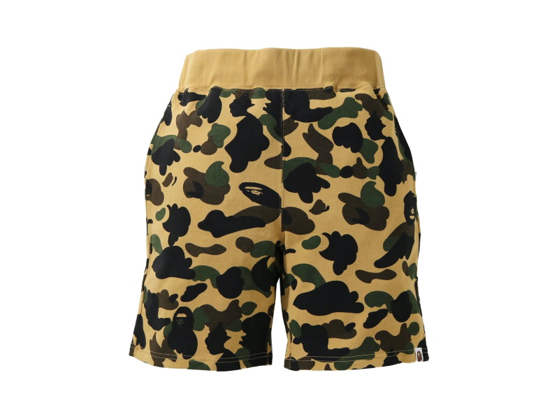 Спортивные шорты BAPE 1st Camo Sweat Shorts (SS21) Yellow